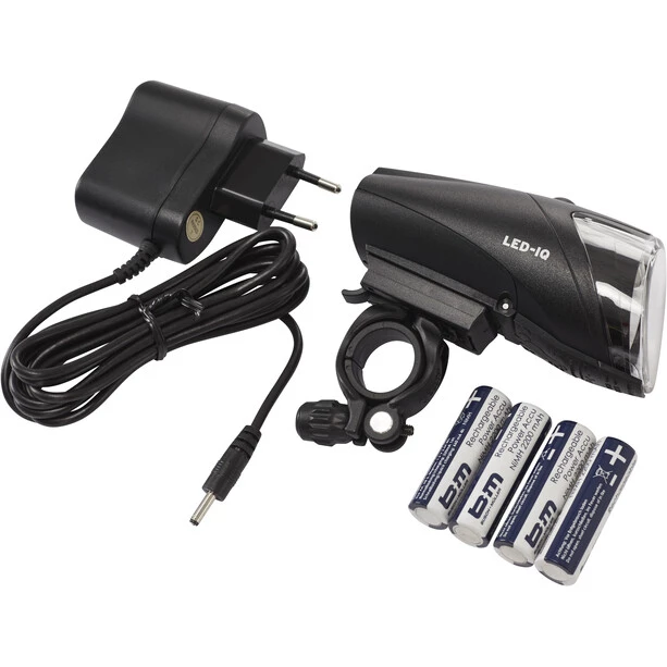 Busch-mueller Éclairage Vélo à Pile IXON IQ Lumière Avant Chargeur Et Batteries Inclus, Noir 1 Busch-mueller Éclairage Vélo à Pile IXON IQ Lumière Avant Chargeur Et Batteries Inclus, Noir