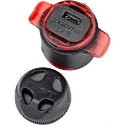 Lezyne Éclairage Vélo à Pile Femto Drive Éclairage LED Arrière, Noir