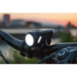Sigmasport Éclairage Vélo à Pile Aura 35/Nugget II Kit Éclairages USB 9 Sigmasport Éclairage Vélo à Pile Aura 35/Nugget II Kit Éclairages USB -Catégories les plus recherchées Soldes sigma sport aura 35 nugget ii usb light set stvzo 5